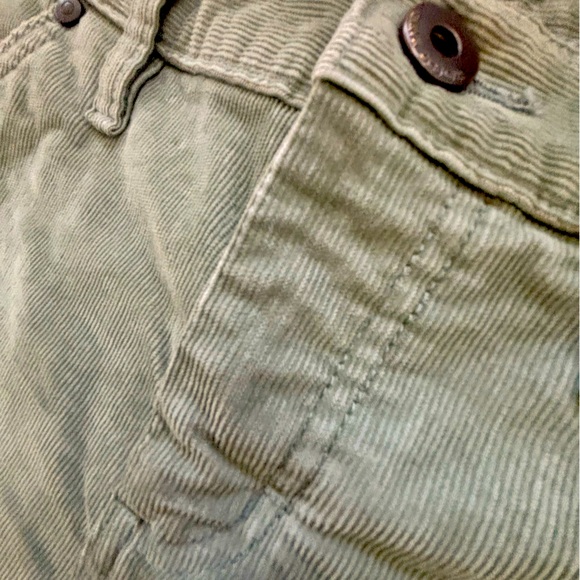 Carve Designs Oahu Butter 4 in. shorts - Olive - Picture 5 of 8